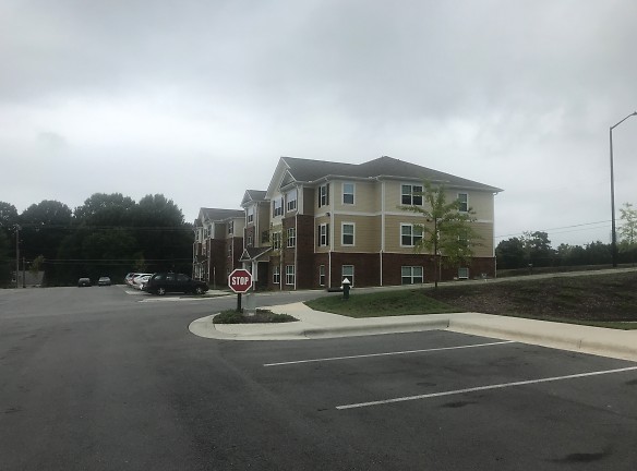 Caswyck Trail Apartments - Greensboro, NC