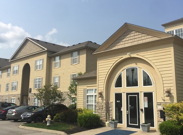 The Residences At Riverpointe Place Apartments - Westerville, OH