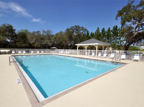 Savannah Cove Apartments - Tarpon Springs, FL