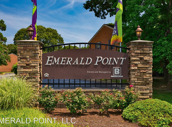 Emerald Point Apartments - Virginia Beach, VA
