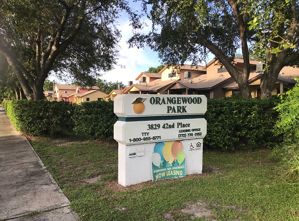 Orangewood Park Apartments - Vero Beach, FL