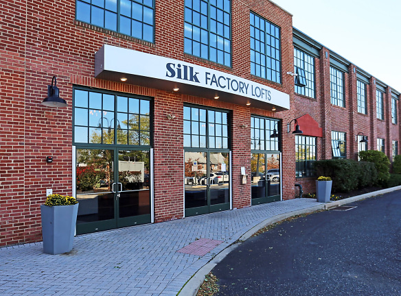 Silk Factory Lofts Apartments - Lansdale, PA