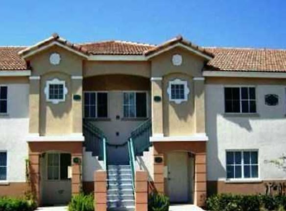 Horizon Apartments - West Palm Beach, FL