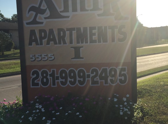 Amir Apartments - Houston, TX