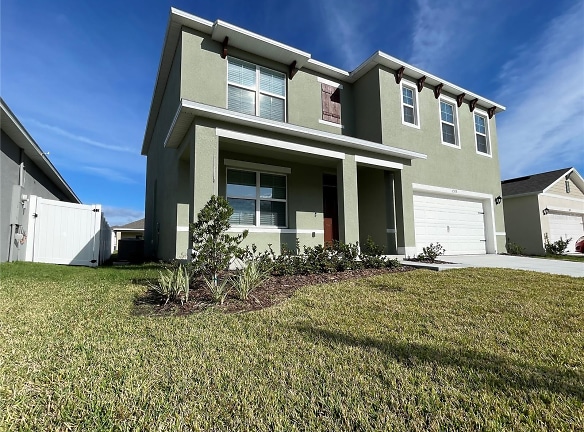 1515 Barberry Dr - Kissimmee, FL