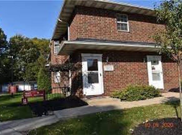 1200 Tollis Pkwy unit 233 - Broadview Heights, OH