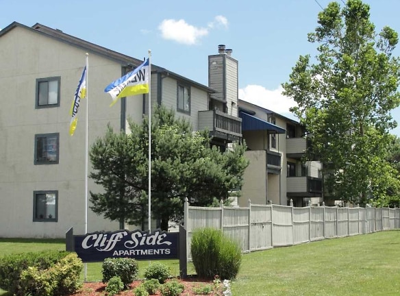 Cliffside Apartments - Independence, MO