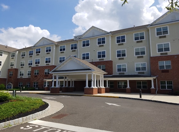 Living Springs Manor Apartments - Beverly, NJ