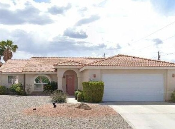 2812 Ranchero Dr - Lake Havasu City, AZ