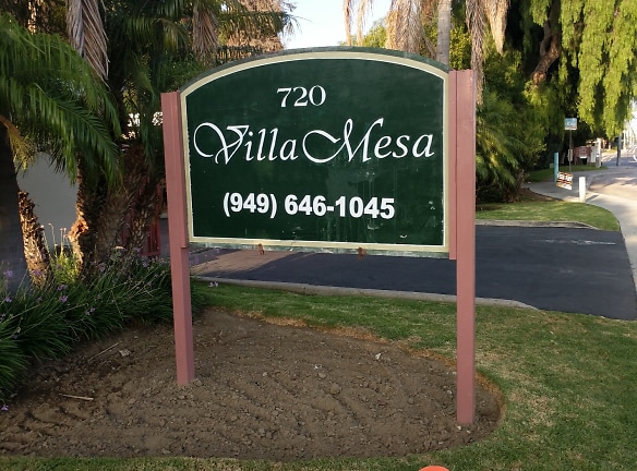 Villa Mesa Apartments - Costa Mesa, CA