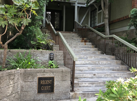 Regent Court Condos Apartments - Tarzana, CA