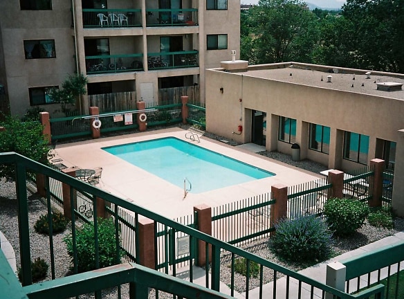 Evergreen Apartments - Santa Fe, NM