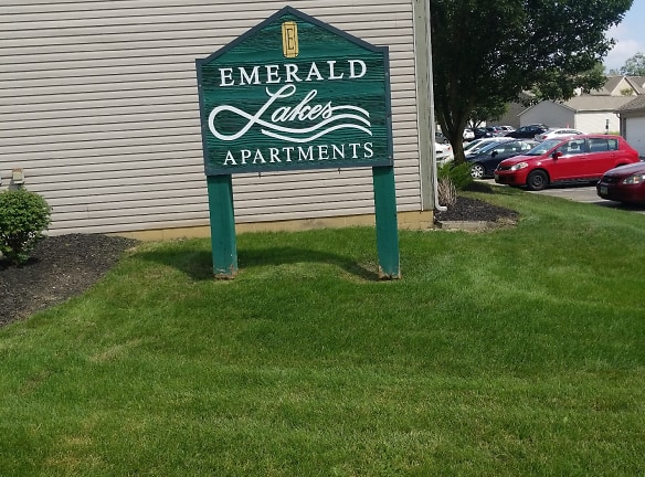 Emerald Lakes Apartments - Powell, OH