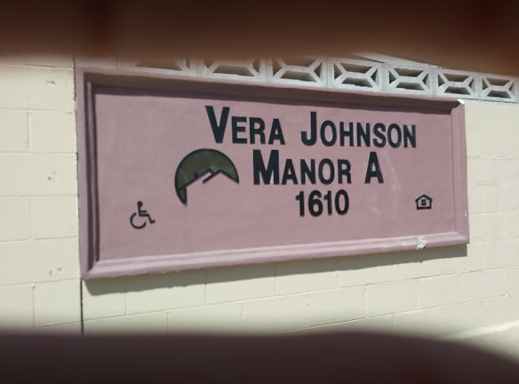 Vera Johnson Manor Apartments - Las Vegas, NV