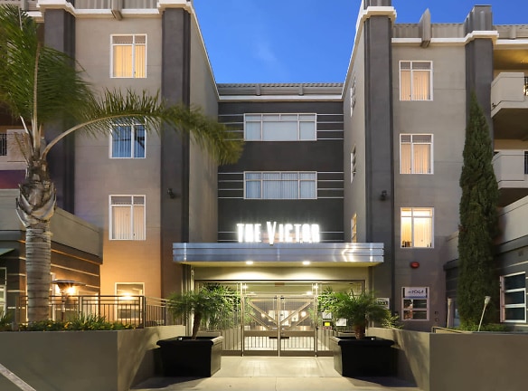 Victor On Venice Apartments - Los Angeles, CA