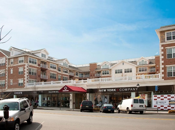 Towne Centre At Englewood Apartments - Englewood, NJ