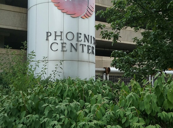 Phoenix Place Apartments - Pontiac, MI
