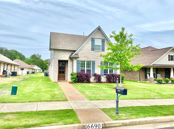 6690 Terry Chase - Olive Branch, MS