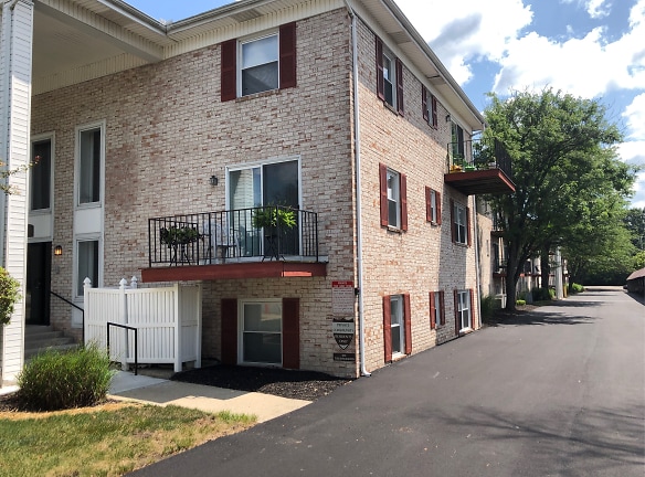 Coventry Village Apartments - Springfield, OH
