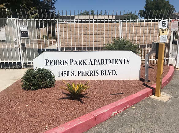 Perris Park Apartments - Perris, CA