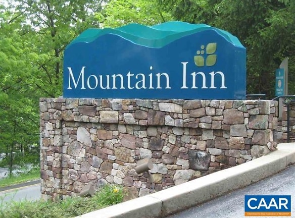 190 Mountain Inn Loop #190 - Roseland, VA