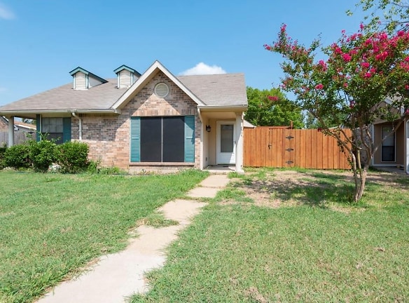 4514 Carr St - The Colony, TX