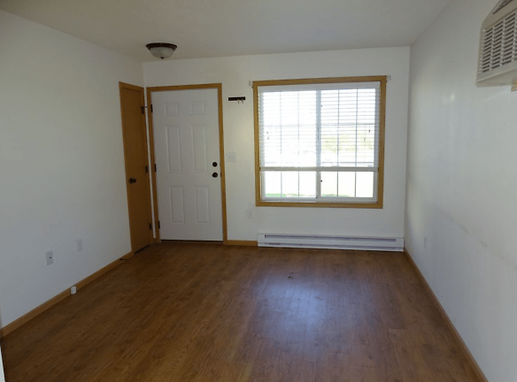 Greenfield Heights Apartments - Belfield, ND