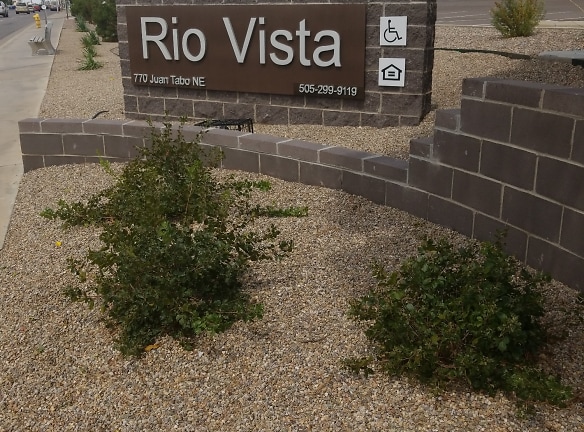 Rio Vista Apartments For Seniors - Albuquerque, NM