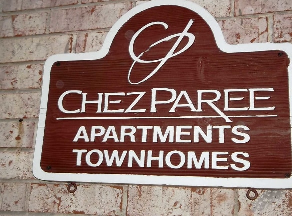 Chez Paree Apartments & Townhomes - Hazelwood, MO