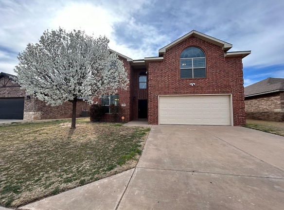 1512 Westminster Ave - Wolfforth, TX