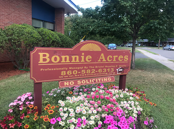Bonnie Acres Apartments - Bristol, CT