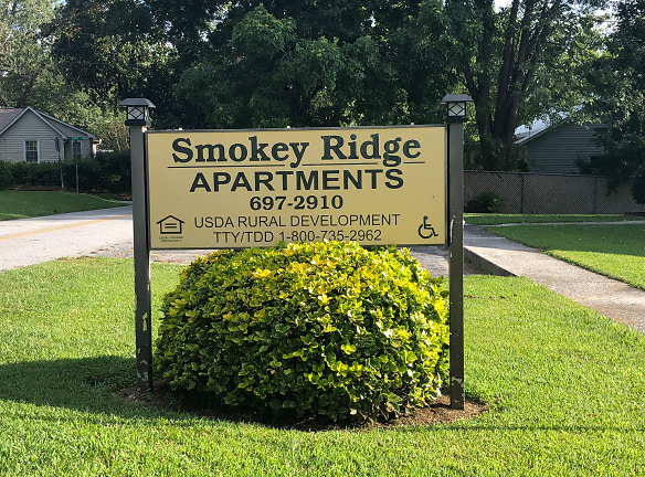 Smokey Ridge Apartments - Hendersonville, NC