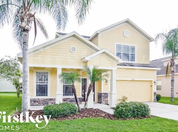 3203 Magnolia Meadows Dr - Plant City, FL