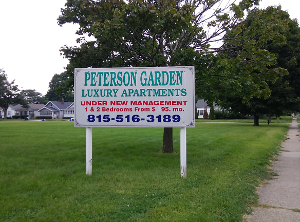 Peterson Garden Luxury Apartments - Rockford, IL