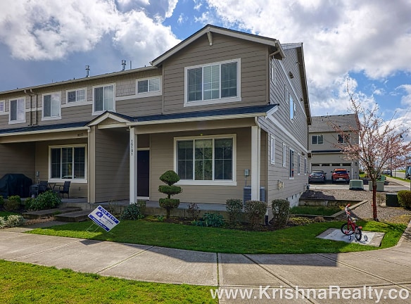 16181 NW Reliance Ln - Portland, OR
