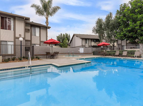 Monte Verde Apartment Homes - Anaheim, CA