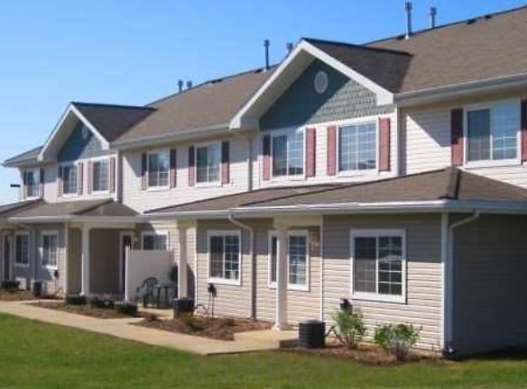 Setters Pointe Townhomes - Coopersville, MI