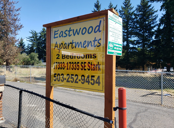 Eastwood Apartments - Portland, OR