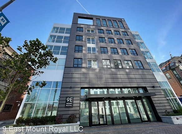 9 East Mount Royal