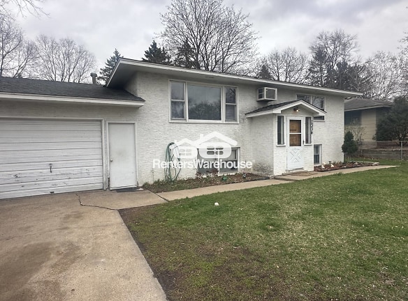 1334 8th Ave - Ramsey, MN