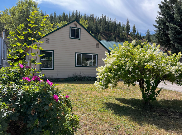207 Northview Ave - Smelterville, ID