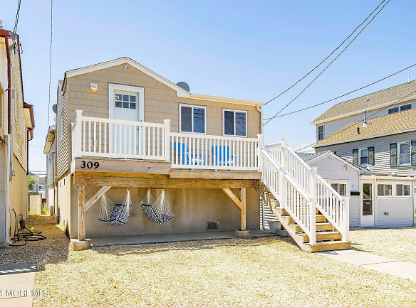 309 Hiering Ave #A - Seaside Heights, NJ