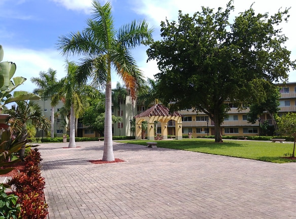 Palm Lake Apts Apartments - Miami, FL