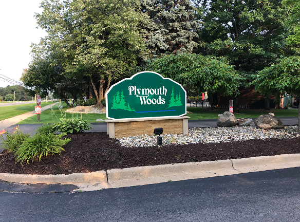 Plymouth Woods Apartments - Livonia, MI