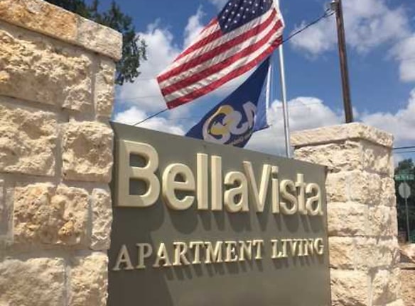 Bella Vista Apartments - San Angelo, TX