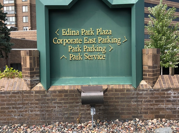 Edina Park Plaza Apartments - Minneapolis, MN