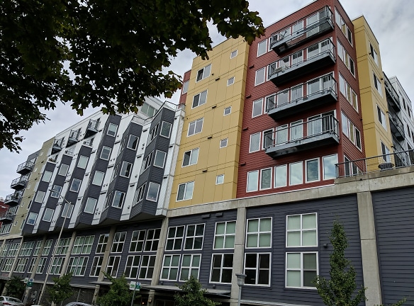 Site 17 Apartments - Seattle, WA