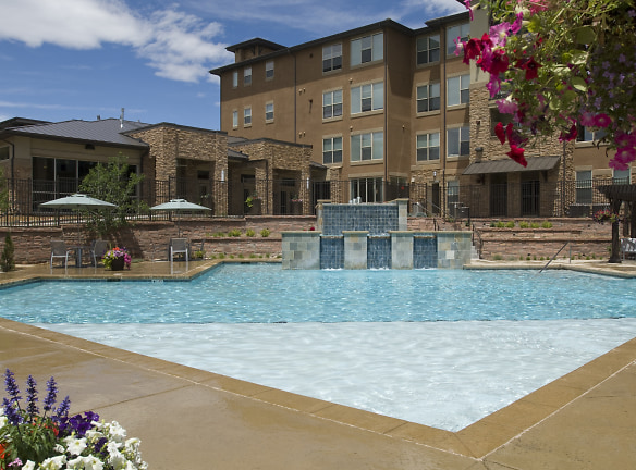 The Flats At Inverness Apartments - Englewood, CO