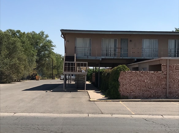 Pueblo De Chamisa Apartments - Roswell, NM