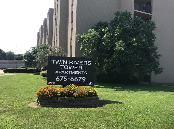 Twin Rivers Tower Apartments - Point Pleasant, WV